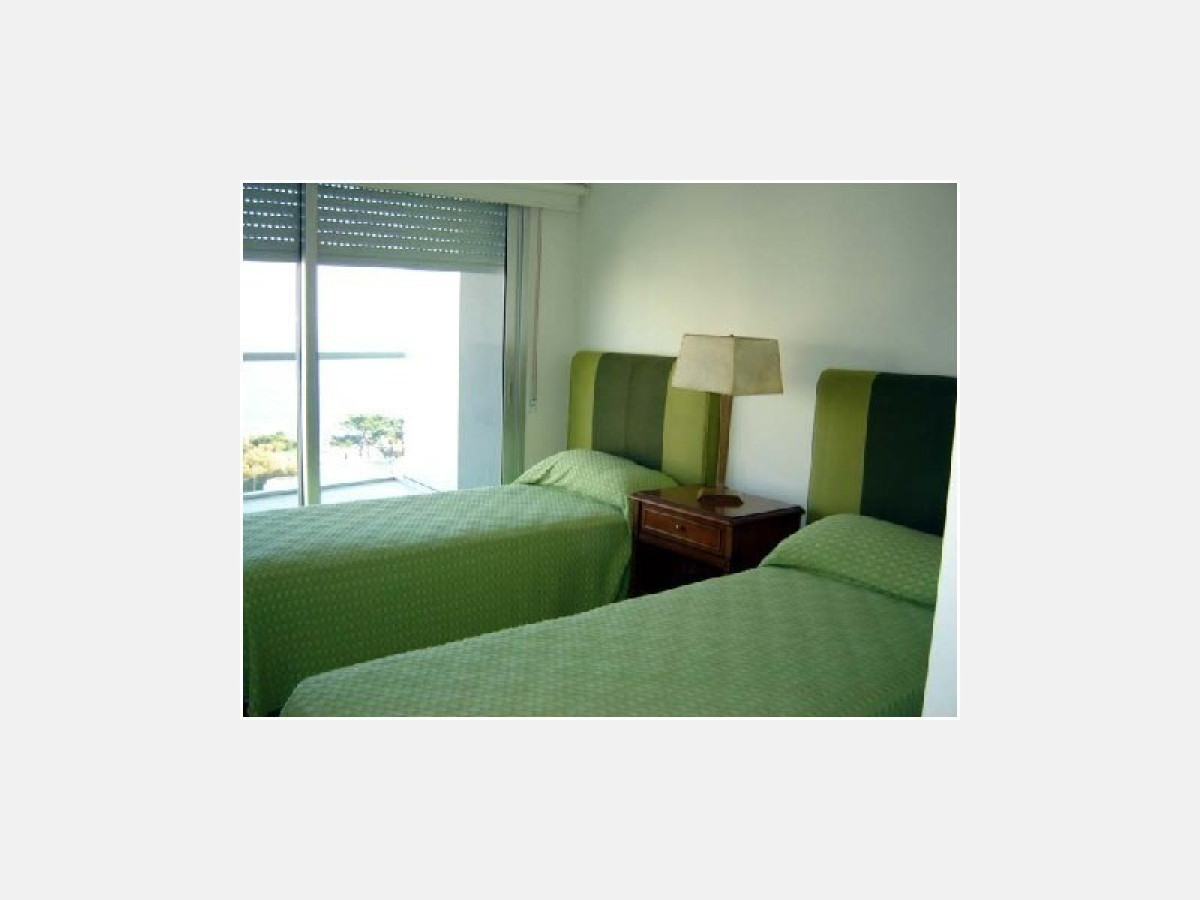 Apartamento ID.857 - Departamento, Venta , Alquiler ,Mansa,Punta del Este