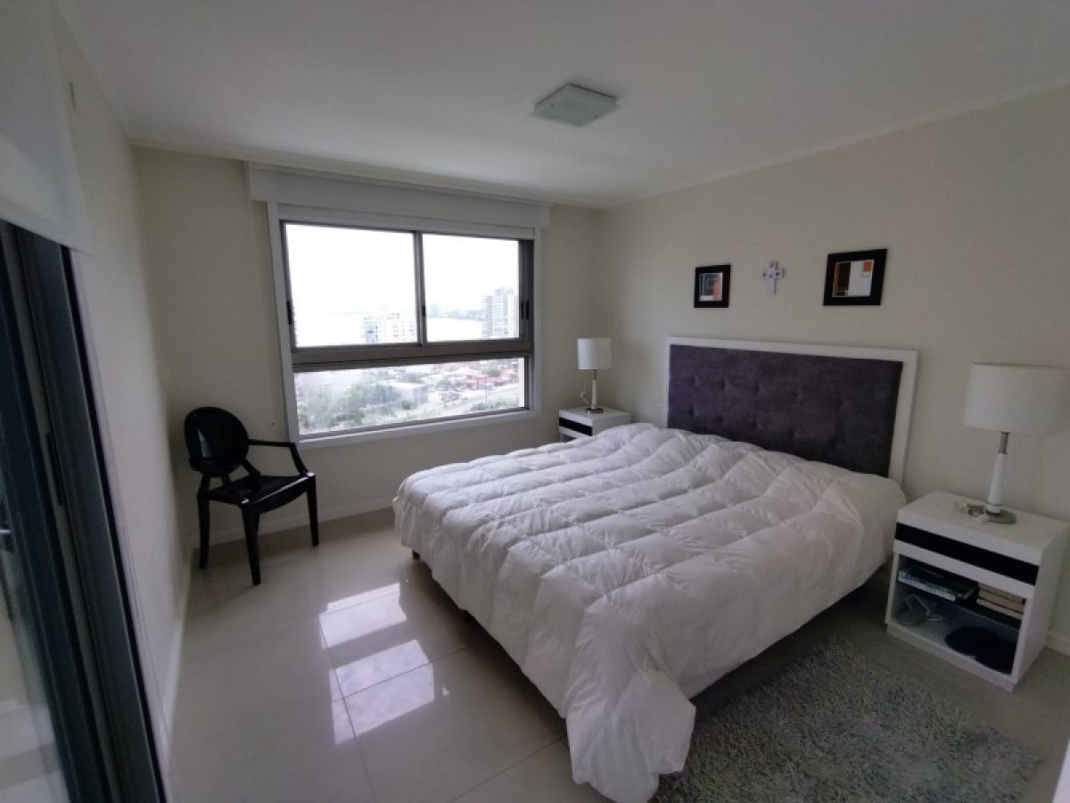 Apartamento ID.875 - Departamento, Venta ,Brava,Punta del Este