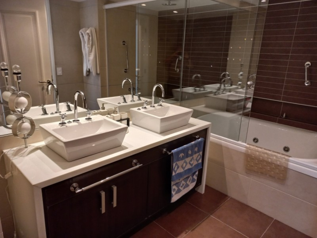 Apartamento ID.875 - Departamento, Venta ,Brava,Punta del Este