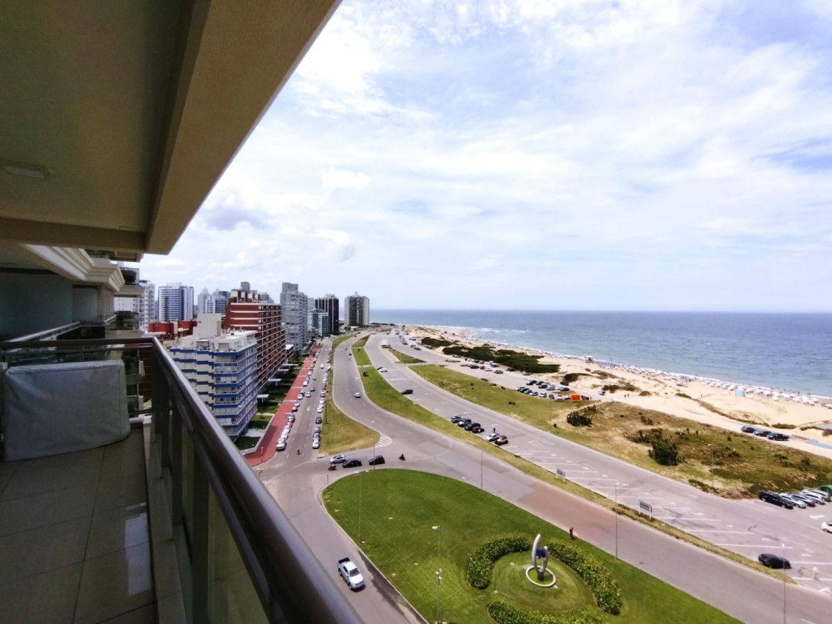 Apartamento ID.875 - Departamento, Venta ,Brava,Punta del Este