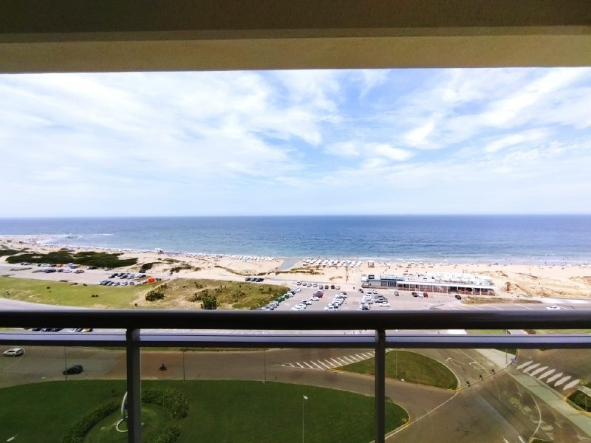 Apartamento ID.875 - Departamento, Venta ,Brava,Punta del Este
