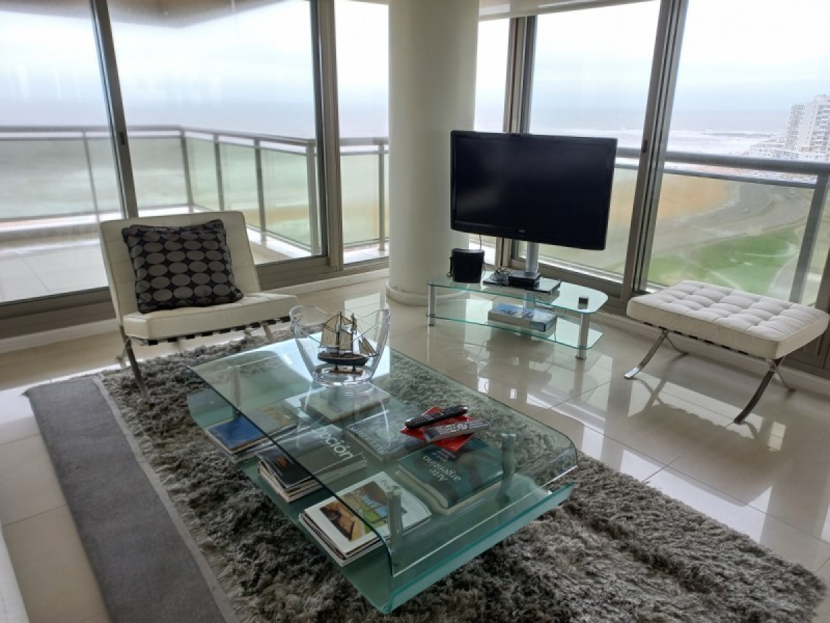 Apartamento ID.875 - Departamento, Venta ,Brava,Punta del Este