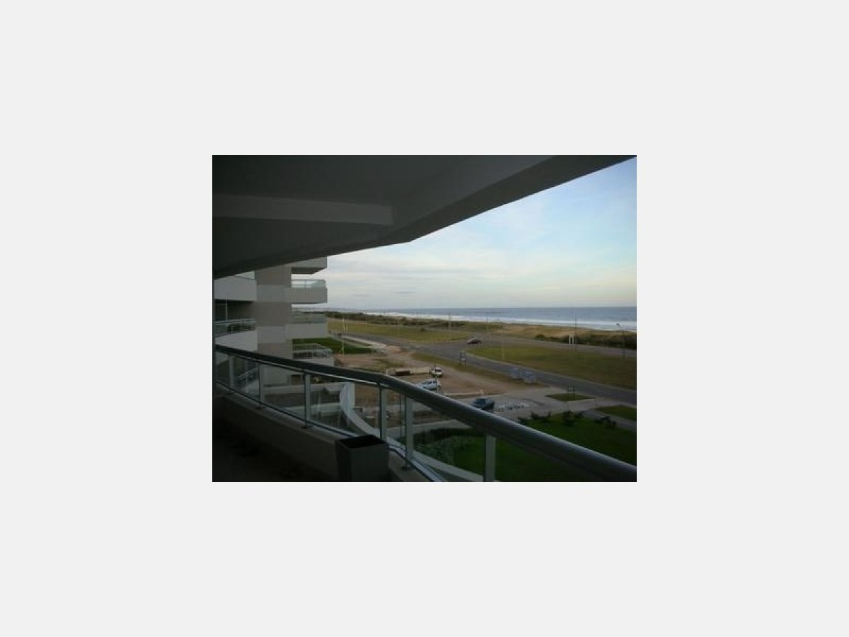 Apartamento ID.880 - Departamento, Venta ,Brava,Punta del Este