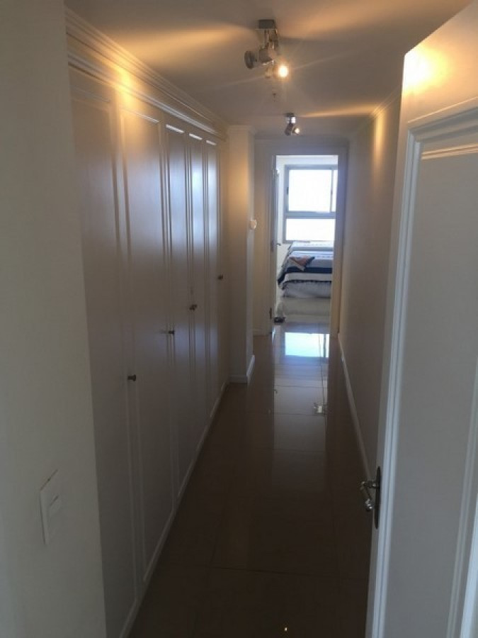 Apartamento ID.890 - Apto. Venta PentHouse. Excelente vista a Mansa y Brava. 