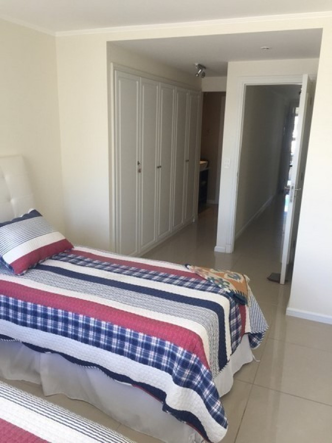 Apartamento ID.890 - Apto. Venta PentHouse. Excelente vista a Mansa y Brava. 