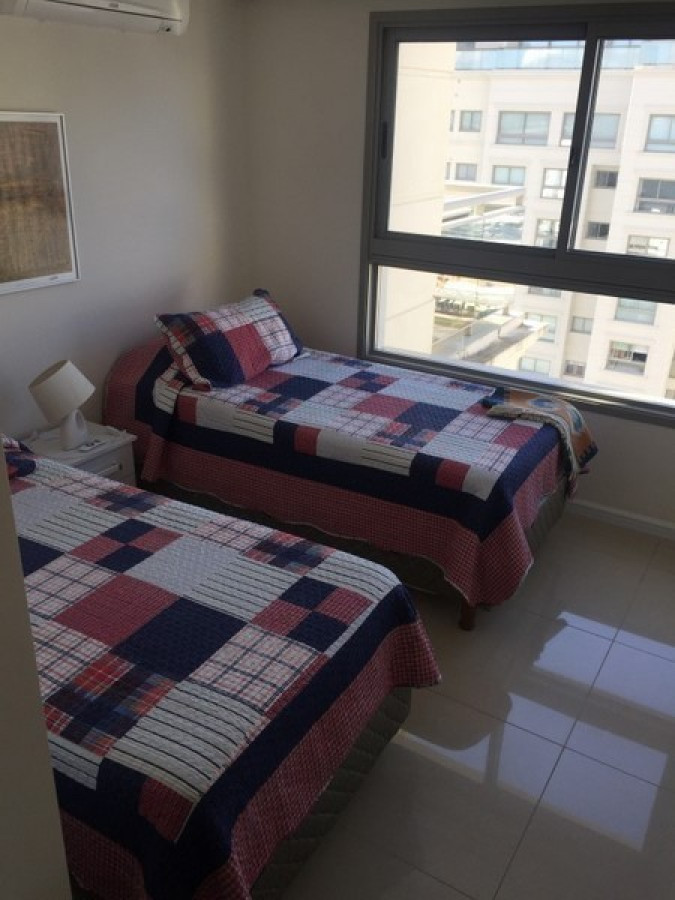 Apartamento ID.890 - Apto. Venta PentHouse. Excelente vista a Mansa y Brava. 