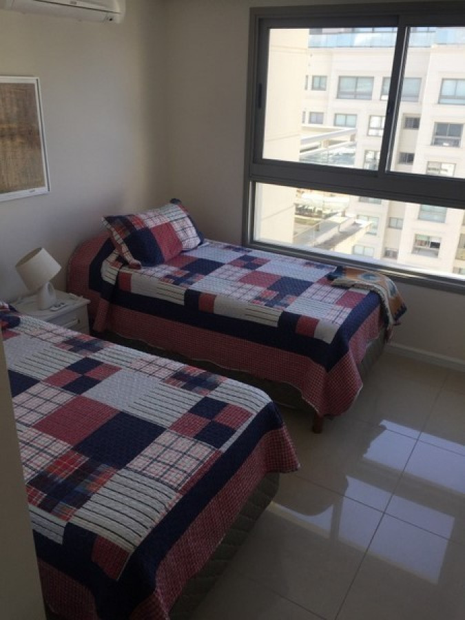 Apartamento ID.890 - Apto. Venta PentHouse. Excelente vista a Mansa y Brava. 
