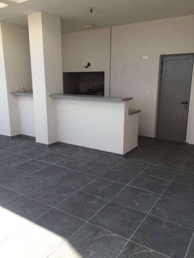 Apartamento ID.890 - Apto. Venta PentHouse. Excelente vista a Mansa y Brava. 