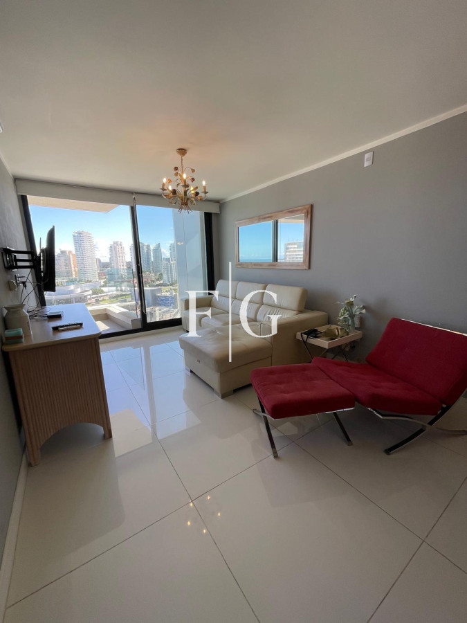 Apartamento ID.918 - Oportunidad apartamento 2 dormitorios, a pasos del mar playa Mansa y Brava
