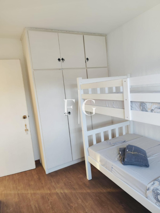 Apartamento ID.956 - Apto 2 dormitorios 2 baños, amplia terraza, garaje, excelente ubicación