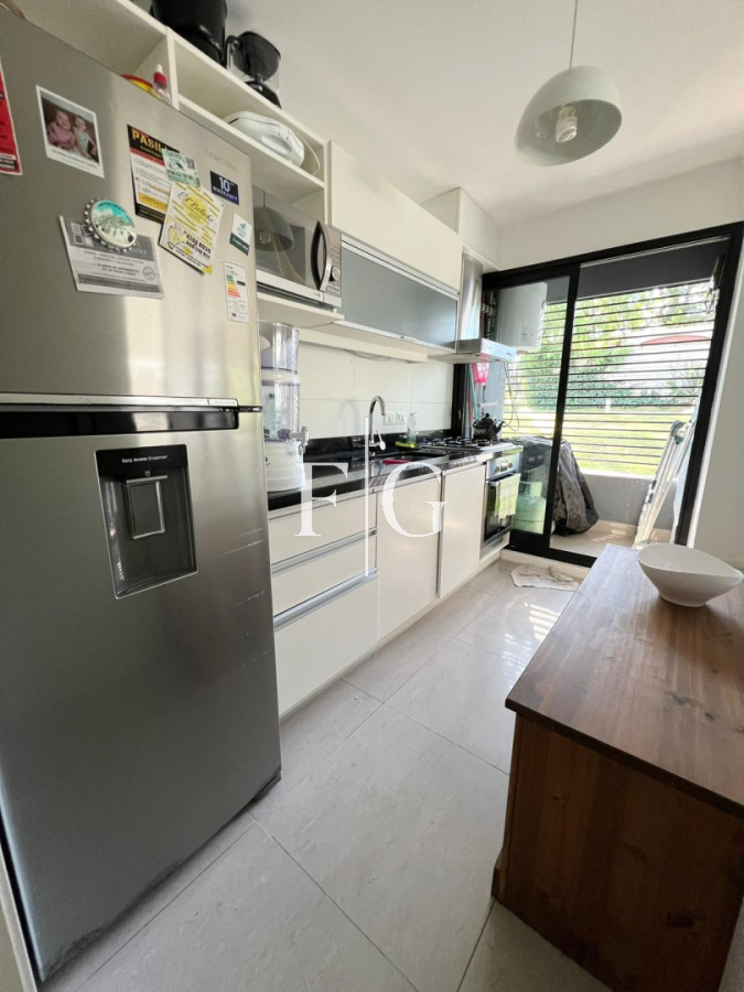 Apartamento ID.964 - VENTA CONFORTABLE APARTAMENTO EN PLANTA BAJA ZONA RESIDENCIAL 2 DORMITORIOS A PASOS DEL MAR