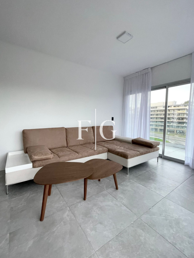 Apartamento ID.951 - ALQUILER ANUAL EN PUNTA DEL ESTE AMUEBLADO. 2 DORMITORIO + 2 BAÑOS