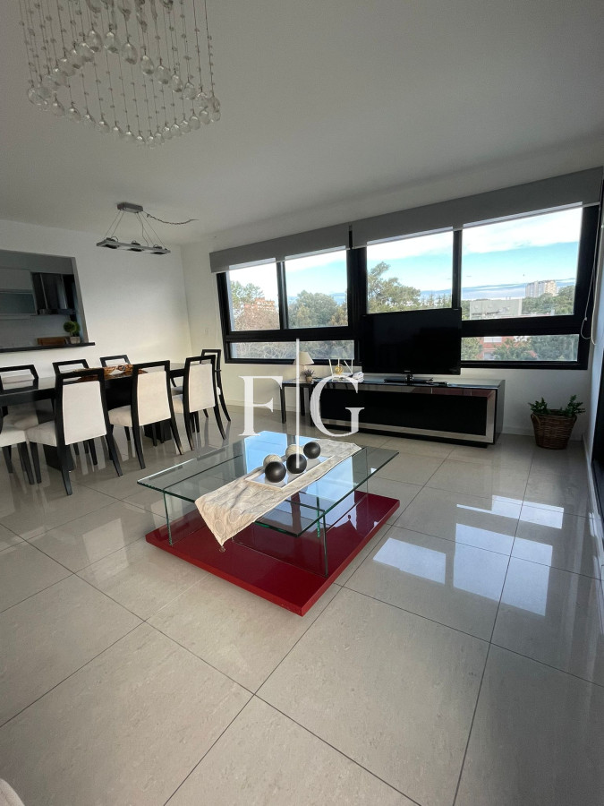 Apartamento ID.935 - HERMOSO PENT HOUSE EN VENTA. ZONA ARCOBALENO 2 DORMITORIOS 3 BAÑOS