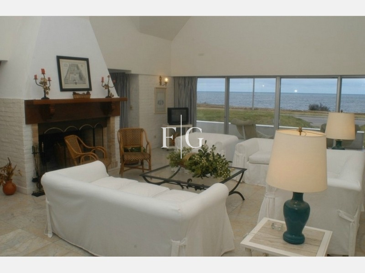 Casa ID.13 - Casa en Maldonado, Jardi­n Pinares