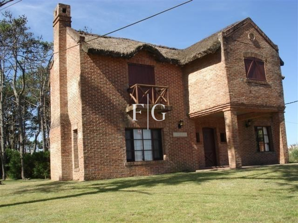 Casa ID.397 - Casa, Alquiler ,Montoya,Punta del Este