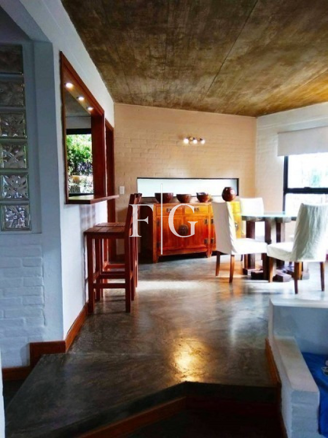 Casa ID.828 - ALQUILER ANUAL  Y TEMPORAL EN MONTOYA
