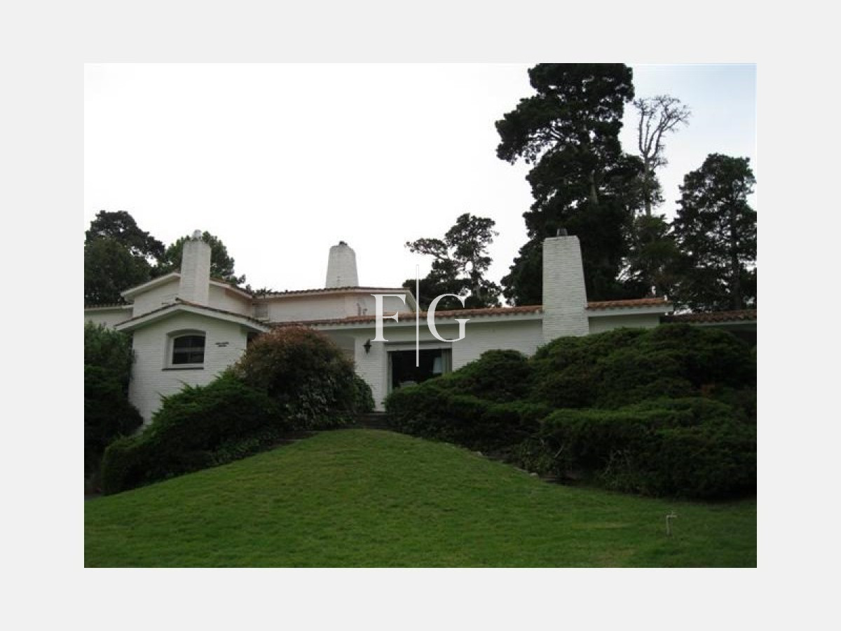 Casa ID.883 - Casa en Punta del Este, Lugano