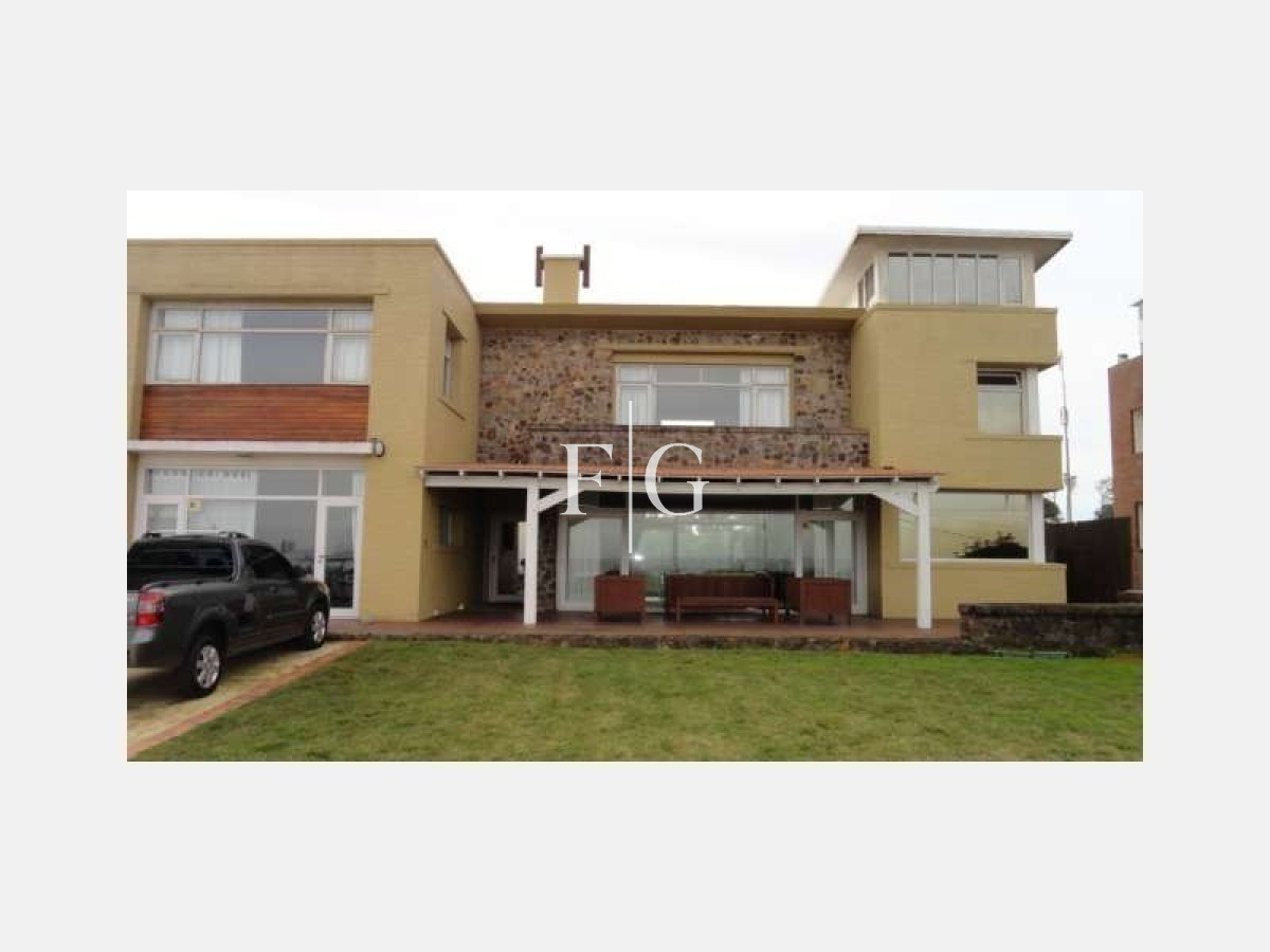 Casa ID.887 - Casa, Venta , Alquiler ,Mansa,Punta del Este