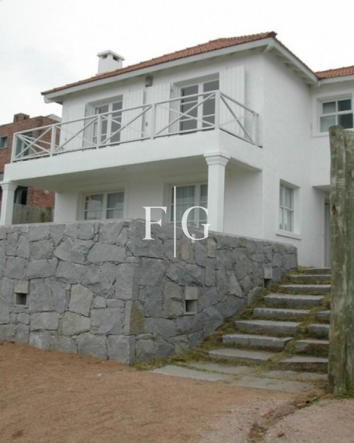 Casa ID.894 - Casa en La Barra, Montoya