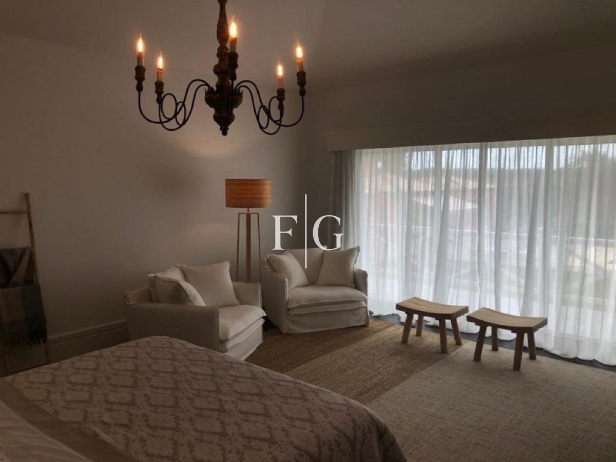 Casa ID.896 - Casa, Venta, Punta del Este.