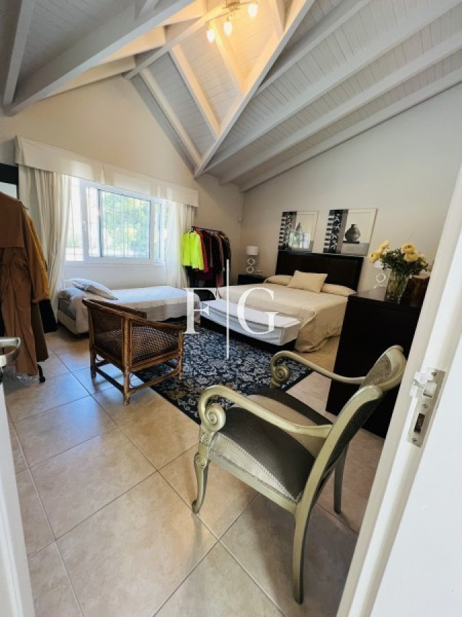 Casa ID.907 - Casa, Venta ,Rincón del Indio,Punta del Este