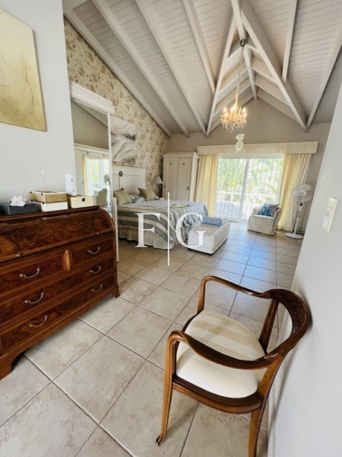 Casa ID.907 - Casa, Venta ,Rincón del Indio,Punta del Este