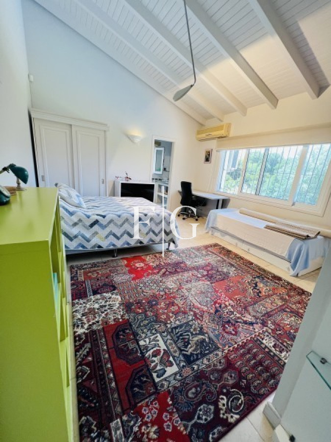 Casa ID.907 - Casa, Venta ,Rincón del Indio,Punta del Este