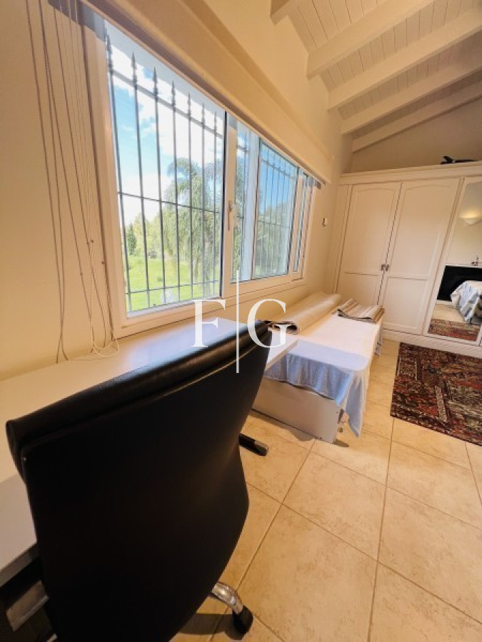 Casa ID.907 - Casa, Venta ,Rincón del Indio,Punta del Este