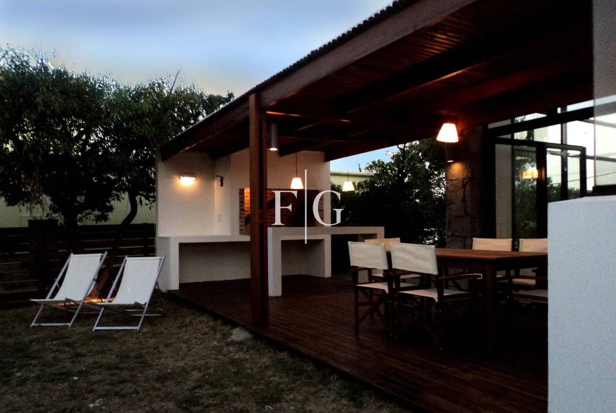 Casa ID.934 - HERMOSA CASA EN EL PUEBLO DE JOSE IGNACIO