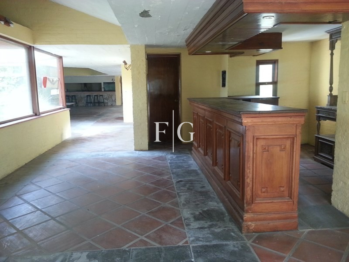 Local Comercial ID.886 - Local, Venta ,San Rafael,Punta del Este