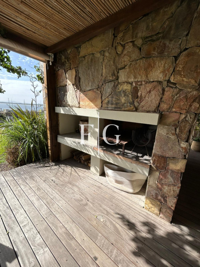 Apartamento ID.973 - VILLA EN PUNTA BALLENA CON VISTA FRANCA AL MAR