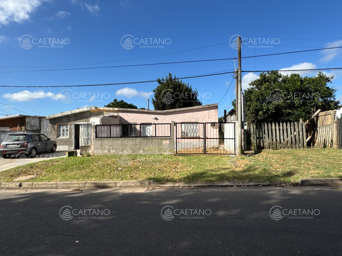 Casa Barrio Tassano - GoPunta - Portal Inmobiliario de Punta del Este - Maldonado