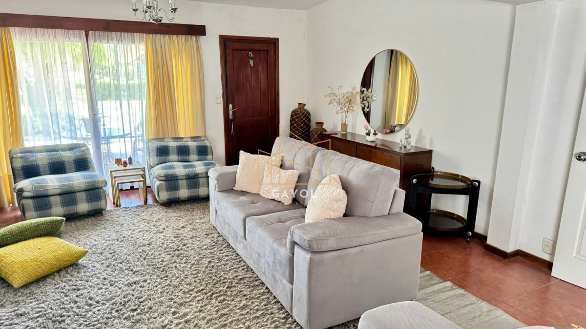 Casa ID.1023 - CASA EN ALQUILER TEMPORAL ZONA COLEGIO PINARES