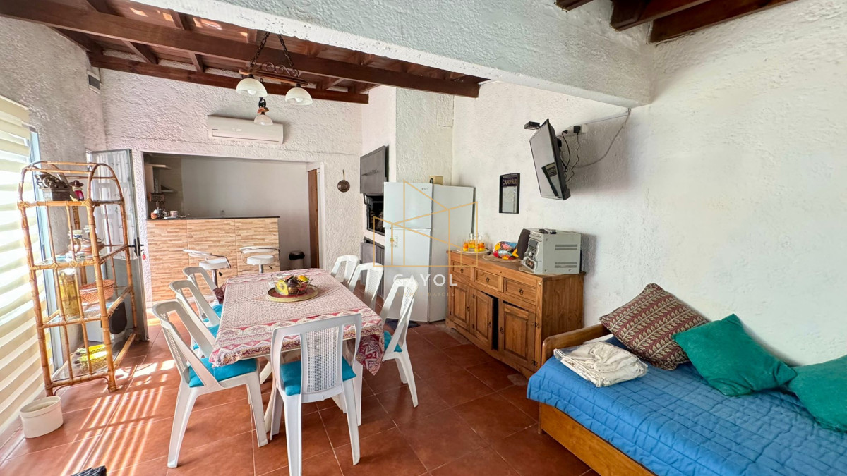 Casa ID.1023 - CASA EN ALQUILER TEMPORAL ZONA COLEGIO PINARES