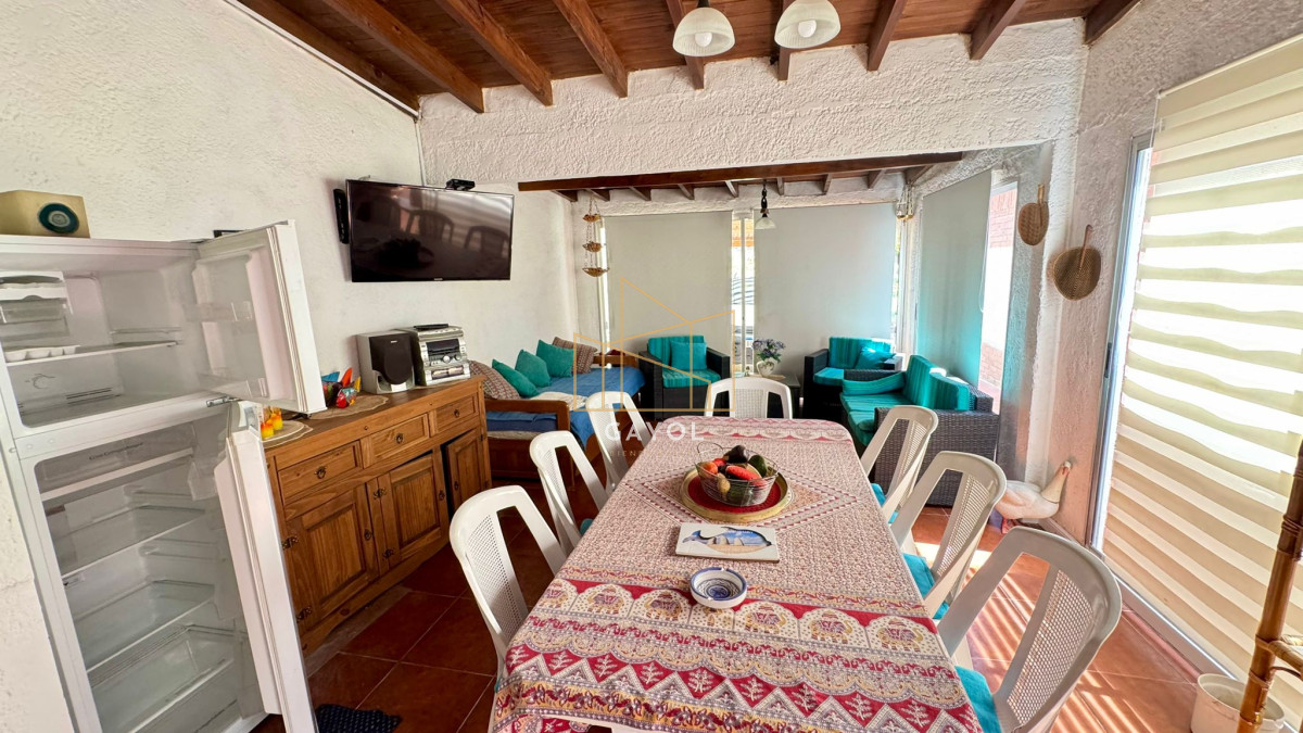 Casa ID.1023 - CASA EN ALQUILER TEMPORAL ZONA COLEGIO PINARES