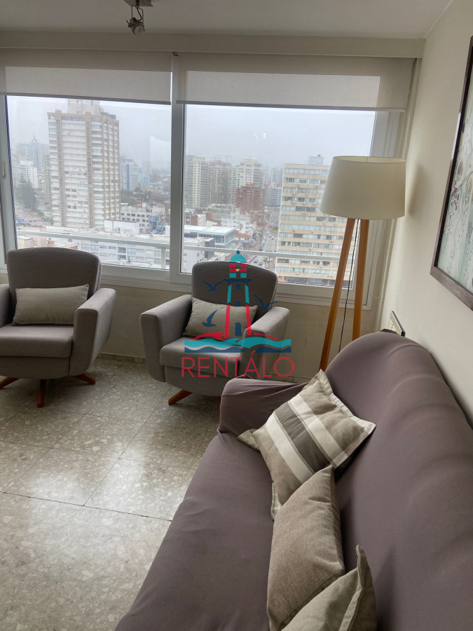Apartamento ID.400 - Alquiler anual en Punta del este 2 dormitorios 