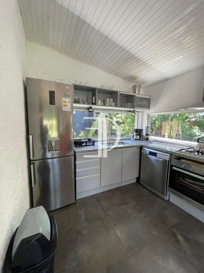 Casa ID.1154 - VENTA- Casa 3 dormitorios- Piscina- MANANTIALES