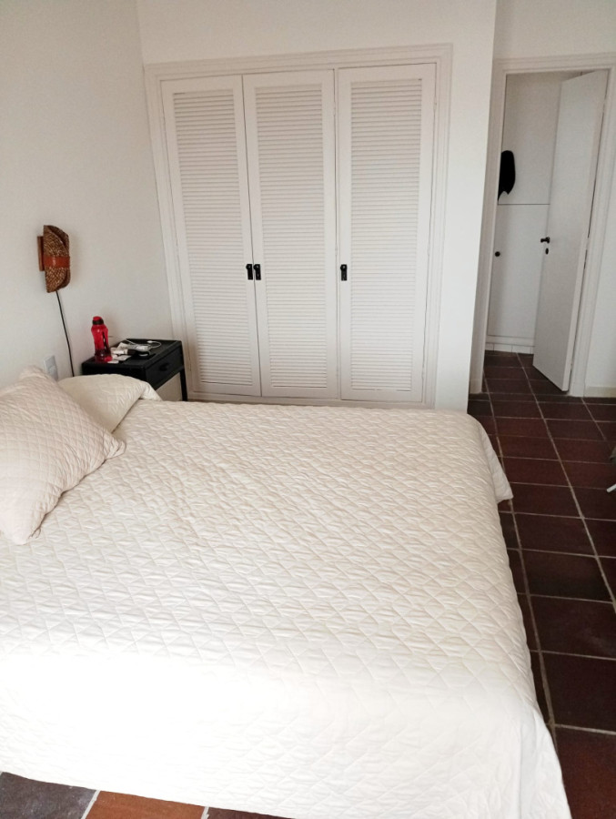 Apartamento ID.1587/ - Parada 20 Brava. Apartamento con vistas 4 dormitorios y servicios
