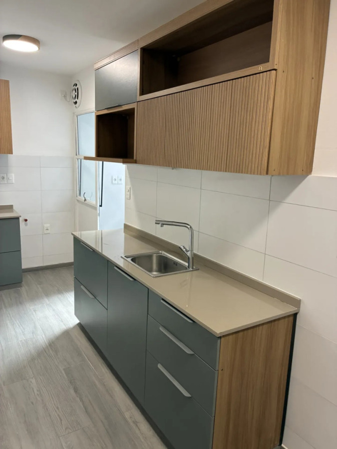 Apartamento ID.2460 - Se vende 3 dormitorios 3 baños y garaje Pocitos 