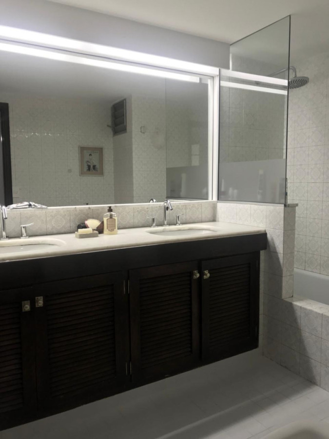 Apartamento ID.2196/ - Departamento en Fallaron primera linea de playa brava 