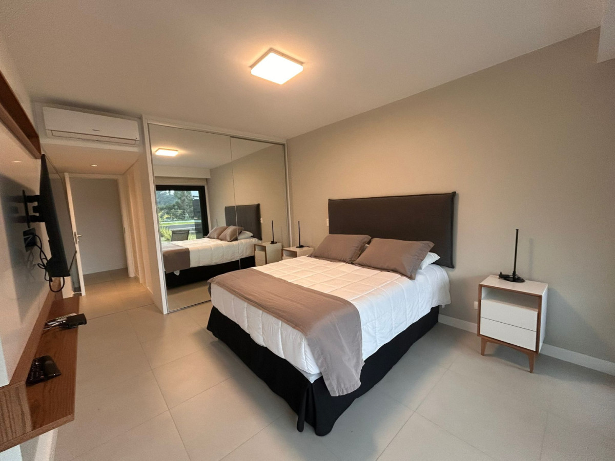 Apartamento ID.1968 - Crystal View 2 dorm