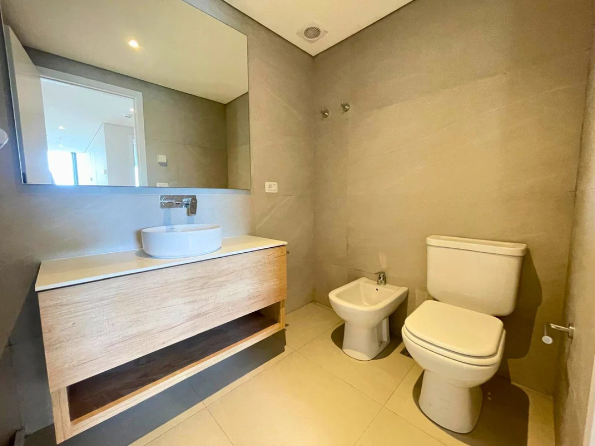 Apartamento ID.2140/ - VENTA PISO ALTO VISTA AL LAGO 