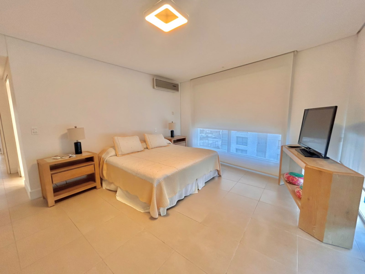 Apartamento ID.2286 - Apartamento de 3 dormitorios + Servicio en Le Parc 