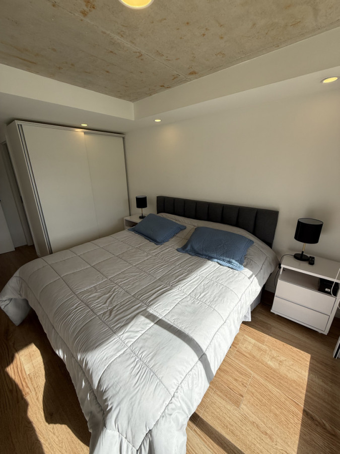 Apartamento ID.2020/ - Departamento 2 dormitorios 2 baños en playa mansa 