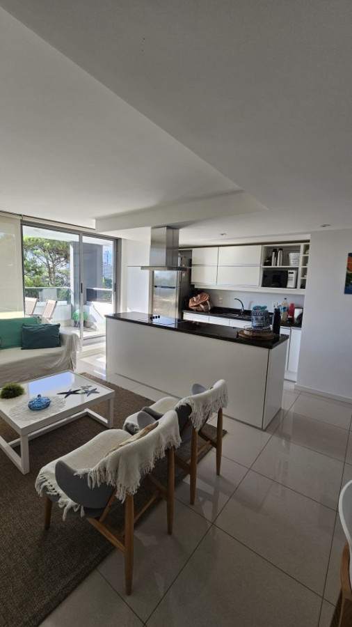 Apartamento ID.1844/ - Esmeralda 2 dormitorios y servicio