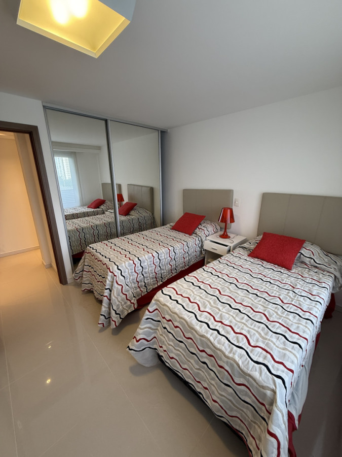 Apartamento ID.1918 - Departamento en Playa Brava 3 dormitorios + Servicio