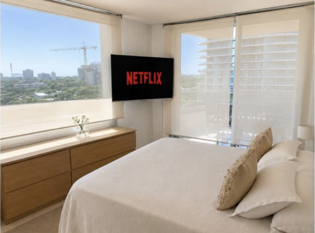 Apartamento ID.2193/ - Departamento de 2 dormitorios + Servicio en Torre Esmeralda 