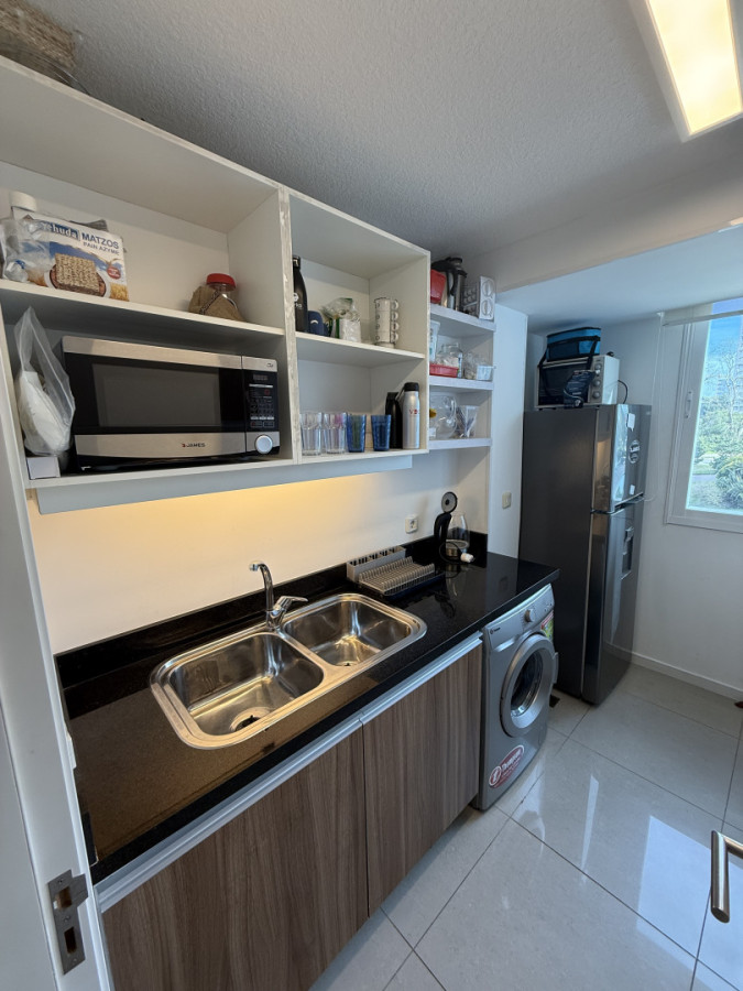 Apartamento ID.2082/ - Departamento de 1 dormitorio en Playa brava