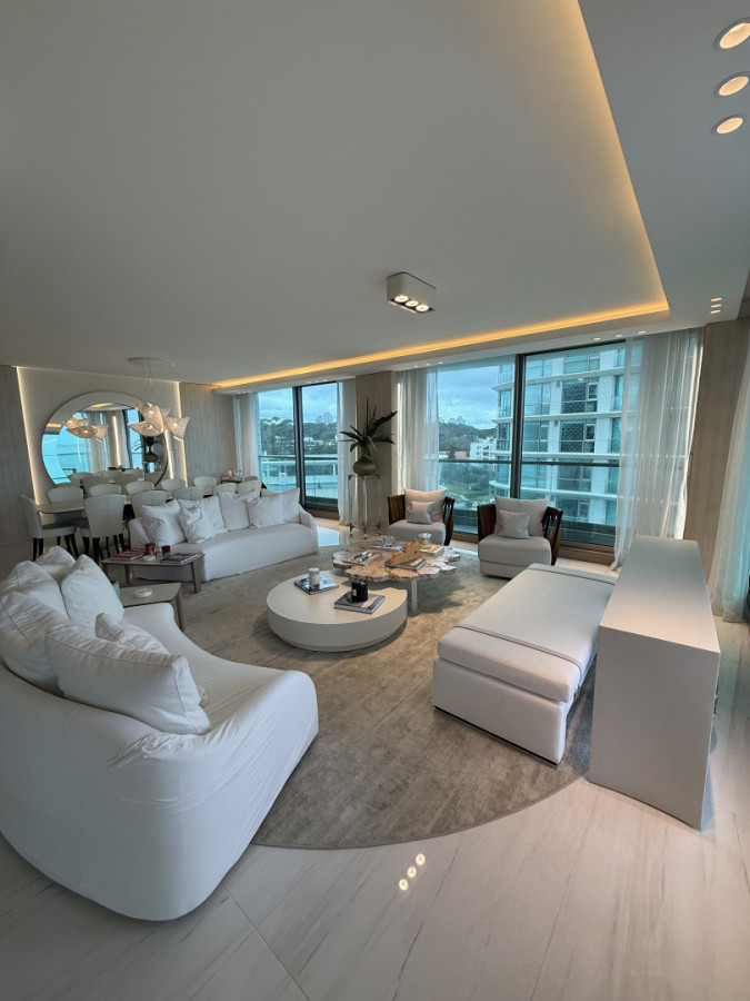 Apartamento ID.1751 -  Edificio Fendi Château Uruguay