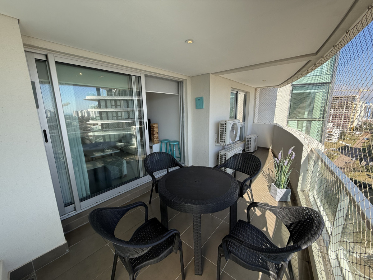 Apartamento ID.2079/ - Departamento en playa brava 2 baños y 2 dormitorios 